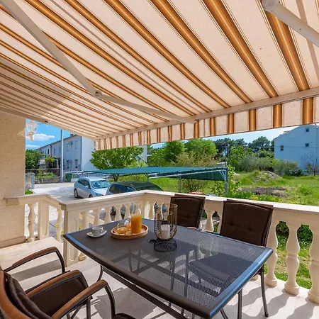 Littlemore Apartament
